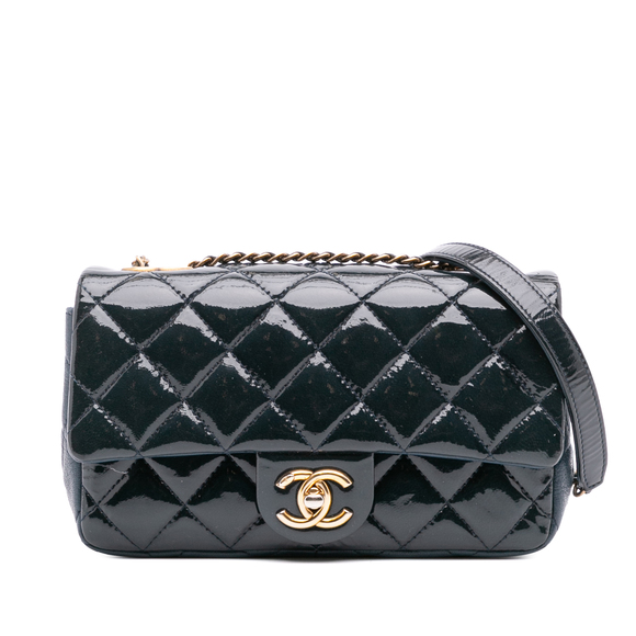 Pre-Loved Chanel Paris-Salzburg Small Patent and Goatskin CC Eyelet Flap - Picture 1 of 12